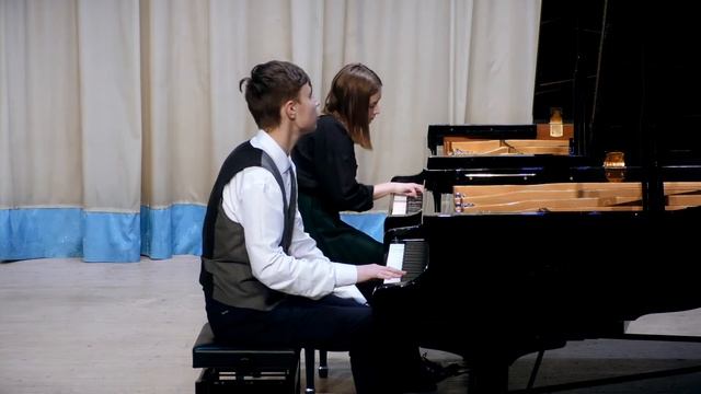 С.Слонимский - «Деревенский вальс» смотреть онлайн