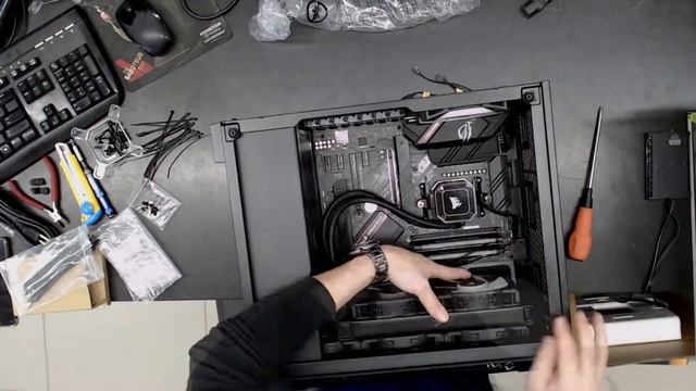 Corsair 220T RGB Build | 5800X | Capellix | 3060 Ti (time lapse) смотреть онлайн