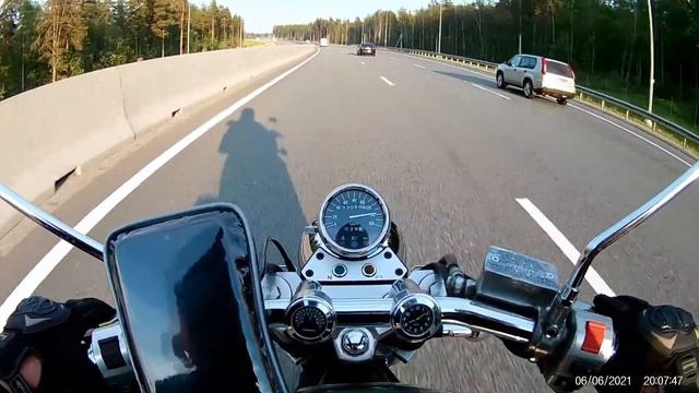 Suzuki Desperado 400 максималочка по трассе смотреть онлайн