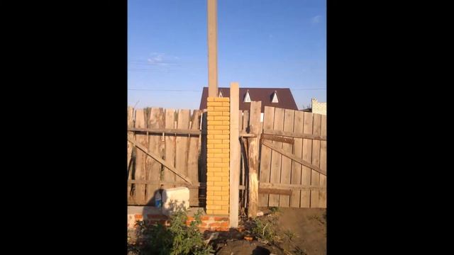 ЗАБОР ИЗ РВАНОГО ОБЛИЦОВОЧНОГО КИРПИЧА смотреть онлайн