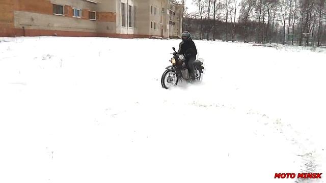 Мото дрифт на мотоцикле МИНСК смотреть онлайн