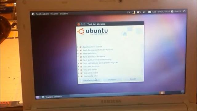 Samsung N130 con Ubuntu 10.10 "Maverick" смотреть онлайн