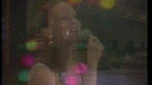 Ольга Зарубина - На теплоходе музыка играет 1989