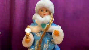 Музыкальная игрушка под ёлку Снегурочка и Дедушка Мороз.