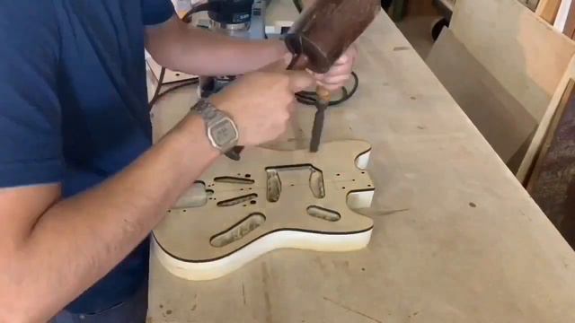 Mustang Guitar Build Part 1 : Making a Body смотреть онлайн