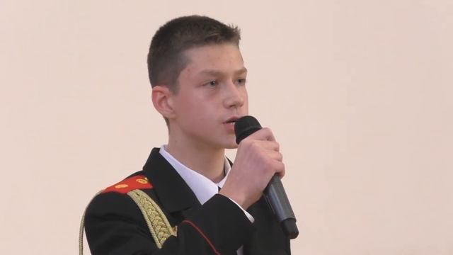 Стихотворение «Уродливый кот». Читает кадет 61 взвода. смотреть онлайн