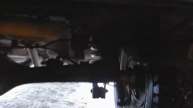 Установка заднего силового бампера на Ниву Урбан. Необходимый силовой обвес на внедорожник. смотреть онлайн