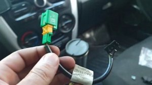 Плавают обороты двигателя... Замена датчика положения педали сцепления. (Лада Гранта).