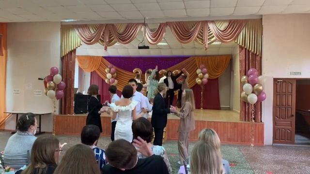 школа 141, Екатеринбург. выпускной 9 класс. смотреть онлайн