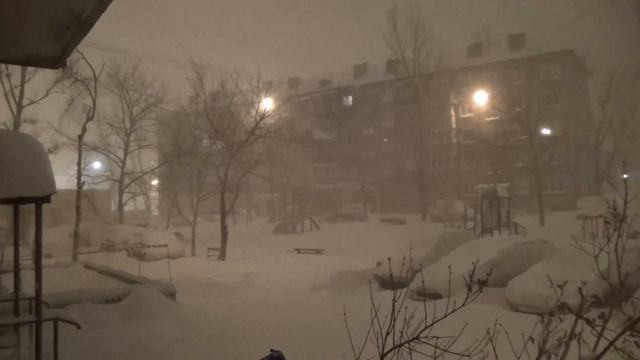 Метель в Южно-Сахалинске 28.11.2015г. смотреть онлайн