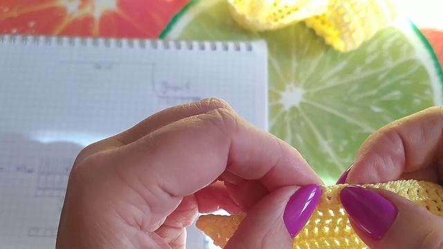 Подробное описание кроп-топ "Жаркое лето". Как вывязывать пройму крючком. смотреть онлайн