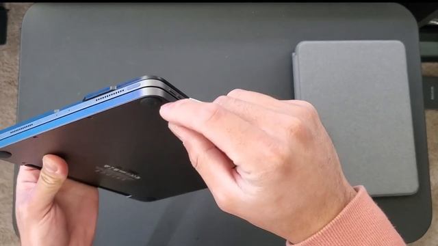 Combo Touch vs Brydge Max+ смотреть онлайн