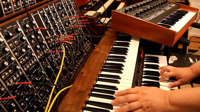 "Compact" ( TR-808, Omni-2, Synthesizers.com, Transcendent 2000) смотреть онлайн