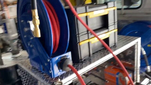 Apple Irrigations new Mini service truck смотреть онлайн