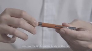 Как заменить стержень в шариковой ручке Parker