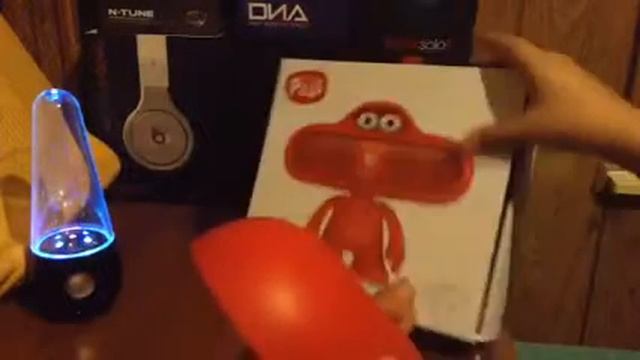 Beats pill character unboxing смотреть онлайн