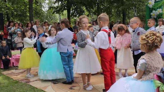 Вальс выпускников детского сада "Березка"! 2017г смотреть онлайн