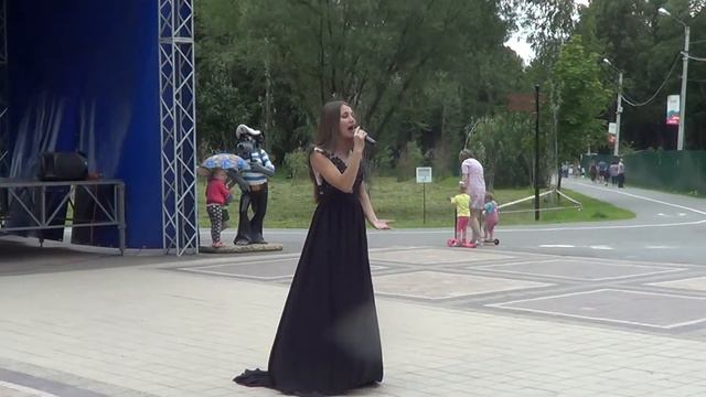Ангелина Баррок- Твои следы смотреть онлайн