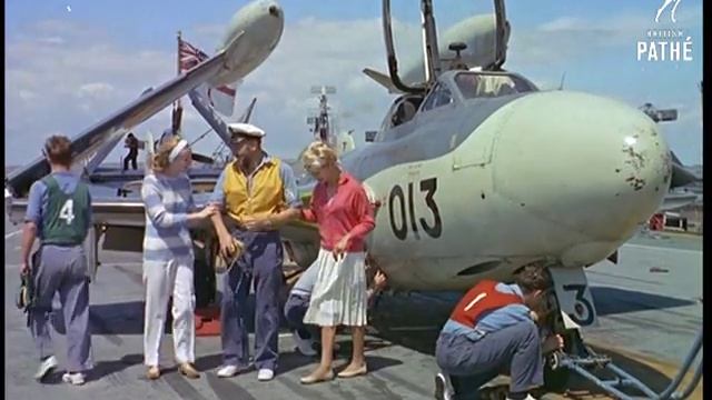 Fashion Goes To The Navy Aka Navy Fashions (1958) смотреть онлайн