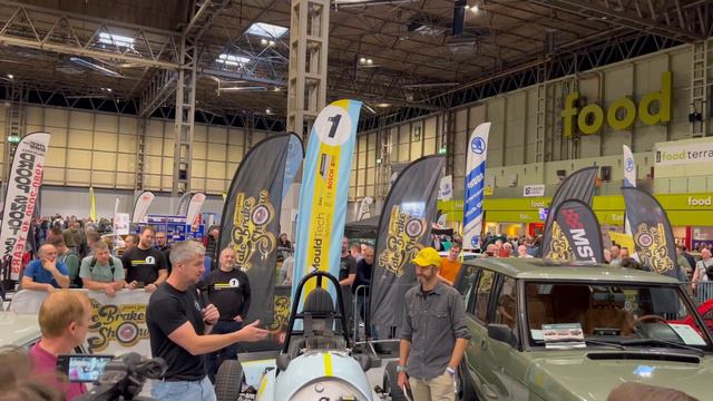 Restomod presentation by Jonny Smith of The Late Brake Show at the Classic Motor Show смотреть онлайн
