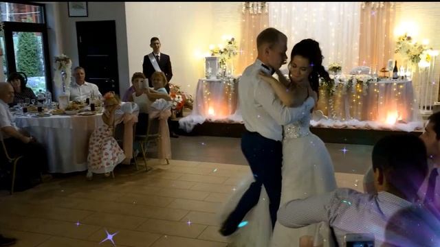 Первый танец Семьи Перий смотреть онлайн