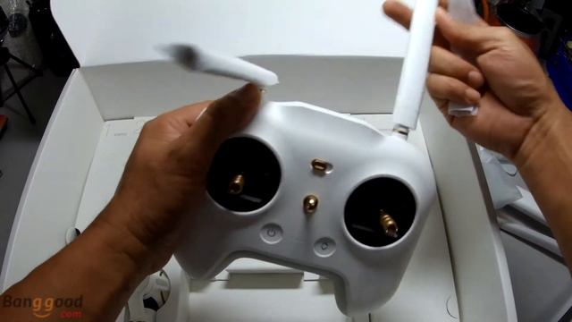 Mi Drone 4K Quick Unboxing - Courtesy of Banggood.com смотреть онлайн