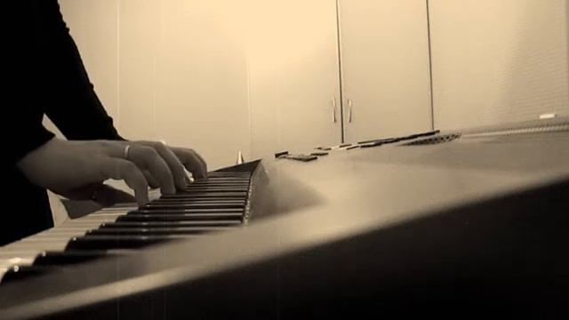 Rob Dougan - Clubbed To Death Piano cover смотреть онлайн