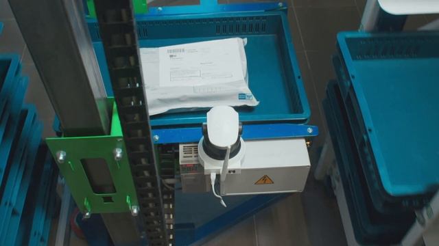 Складомат Почты России — первый в стране робот для выдачи посылок смотреть онлайн