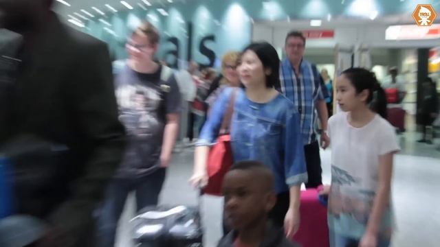 First Time Pilot Lands Boeing 787 смотреть онлайн