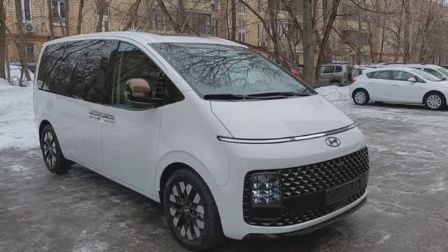 Хендай Стария 2021 г., 7 мест максимальная комплектация LOUNGE INSPIRATION в Москве на Алексеевской! смотреть онлайн