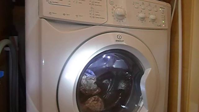 Indesit IWDC6105 Washer Dryer Express Wash&Dry PT7 смотреть онлайн