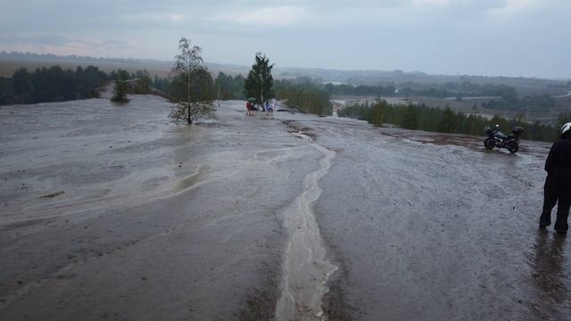Кондуки во время дождя. смотреть онлайн
