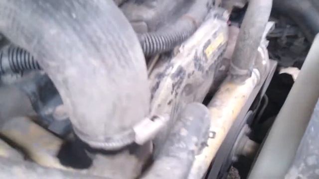 YD25DDTi что то гремит