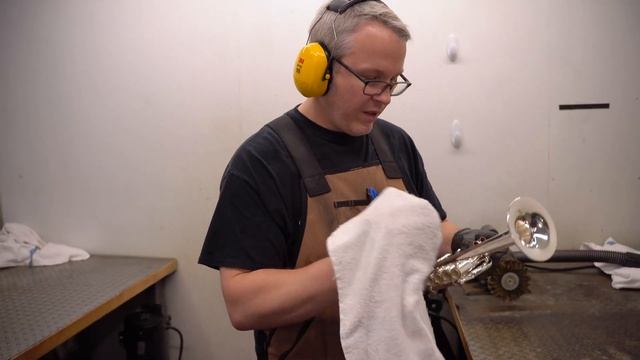 Let's Clean It | Josh's Piccolo Trumpet (Feat. Kevin Gillins) смотреть онлайн