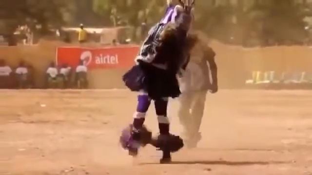 Тот самый зажигательный Шаман танцует под 'Ой, хто пье, тому наливайте' = смотреть онлайн