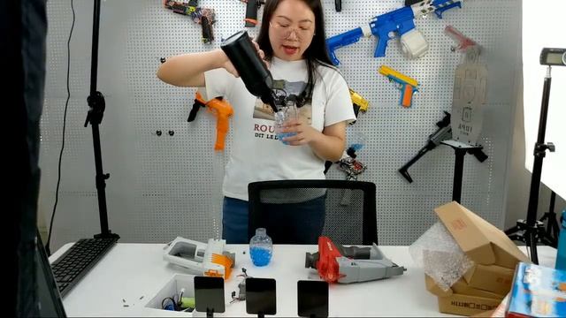 You Need These Foam Dart Blasters? 2022.8.31 смотреть онлайн