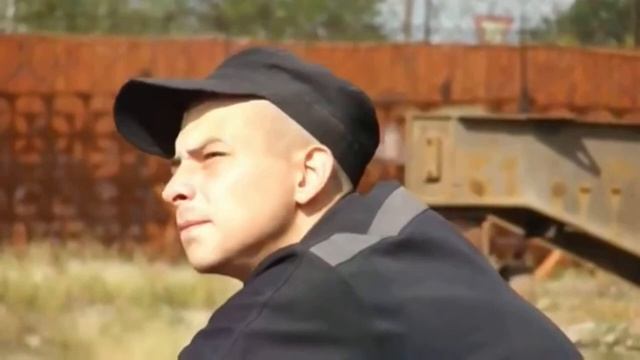 Парень круто читает рэп на зоне смотреть онлайн
