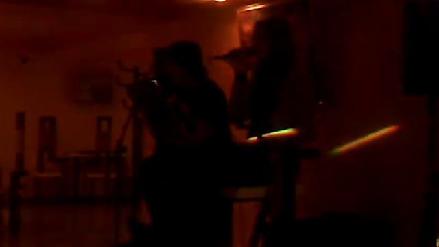 Элиза Маккартни, Миша Дзиов - A tout le monde (Live in CAFE LEONARDO) смотреть онлайн