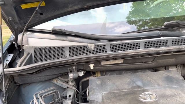 2011 Toyota Sienna Front Strut Replacement смотреть онлайн