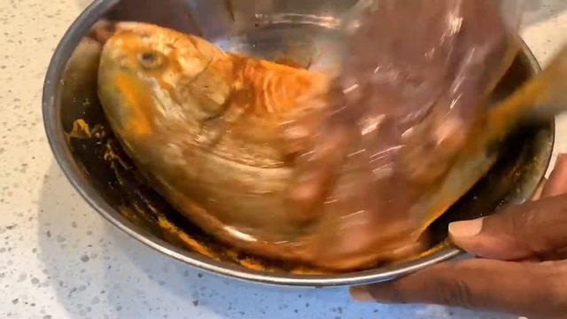 Best crispy fried fish recipe - Ikan Goreng смотреть онлайн