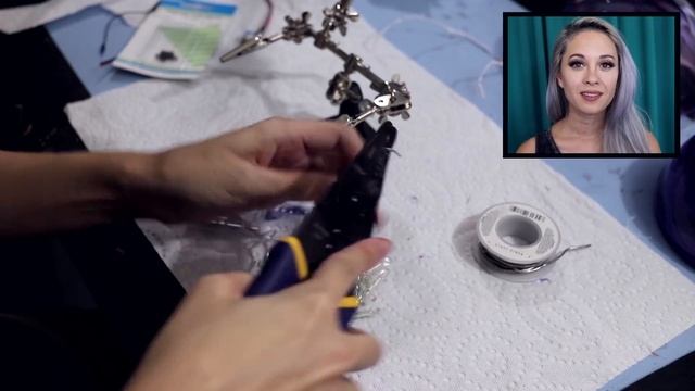 How-To: FLOATING GLOWING ORB смотреть онлайн