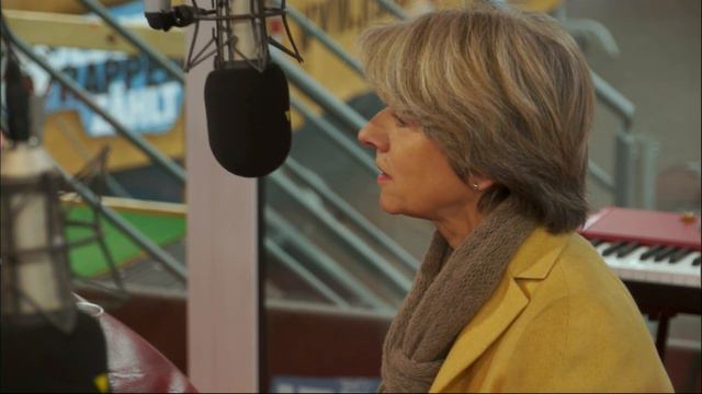 SRK-Präsidentin Annemarie Huber-Hotz im Interview смотреть онлайн