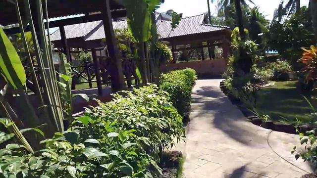 Фукуок. Отель SAIGON 4*. Прошли по территории.