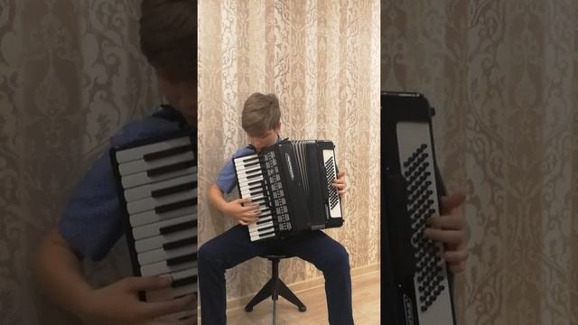 Маленький велосипедист смотреть онлайн