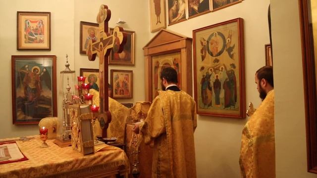 Великий вход. Воскресная Литургия. День Зачатие Иоанна Предтечи. 6 октября 2019 г. смотреть онлайн