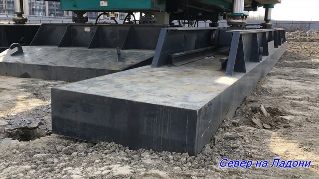 Санкт-Петербург, фундамент при плотной застройке. Вдавливание свай. Сваевдавливающая машина. смотреть онлайн