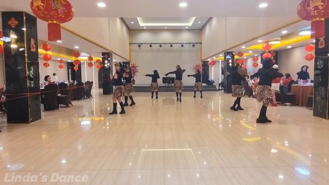 Happy Sunday 2023 - Line Dance (Demo by Linda's Dance Grand Orchard) смотреть онлайн
