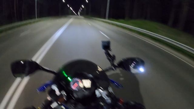 ЗАРУБА Suzuki GSX-R 1000 K7 vs Kawasaki ZX-10R Ninja 10 смотреть онлайн