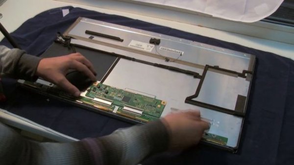 Чистка матрицы iMac от пыли и копоти // How to clean iMac display