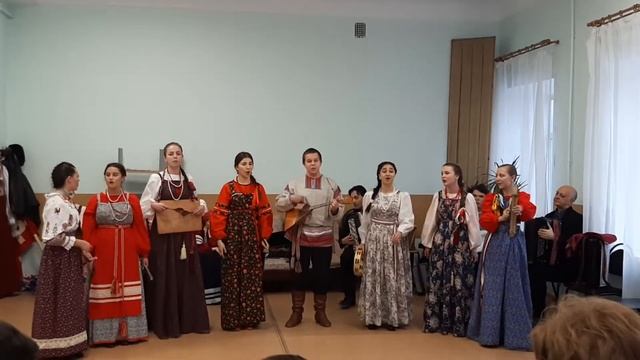 Ансамбль Берегиня Мужик пашенку пахал смотреть онлайн